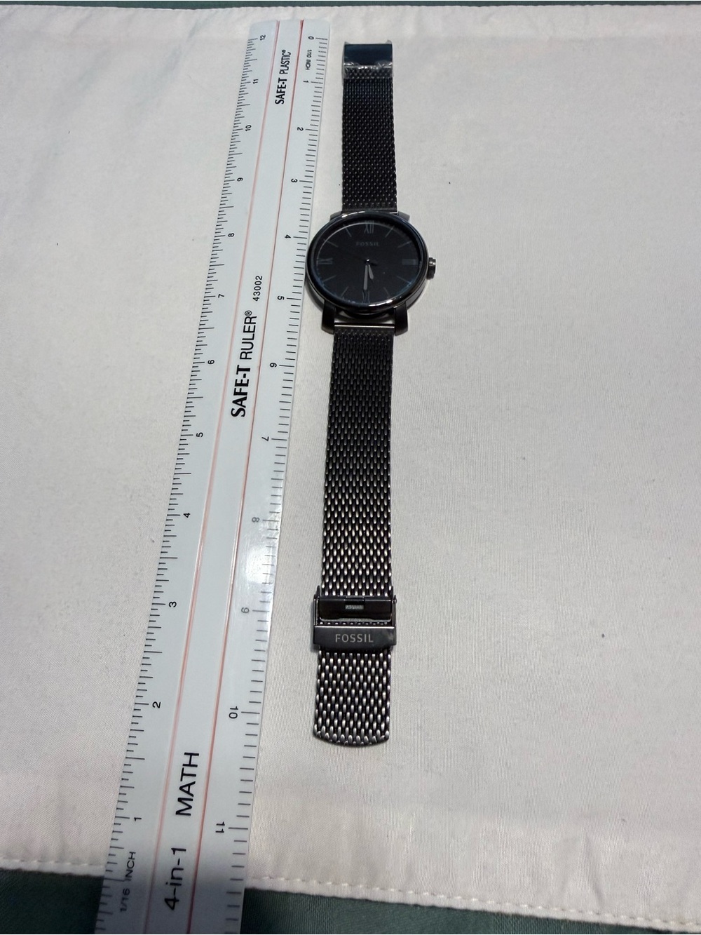 Men’s Fossil Black Mesh Band Watch with Minimal Dial